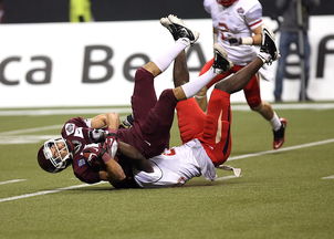 国家队战术体系中加入新元素对手研究透彻，引领足球新时代